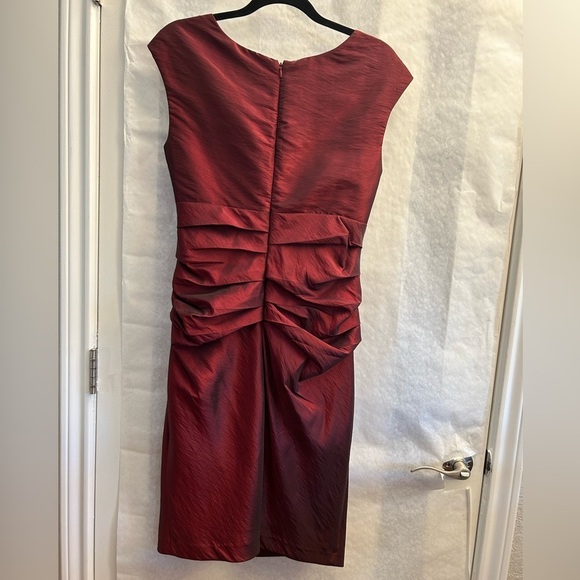 Dress Barn Collection cocktail metallic burgundy fully lined dress Sz-10.  X9 - Picture 4 of 13